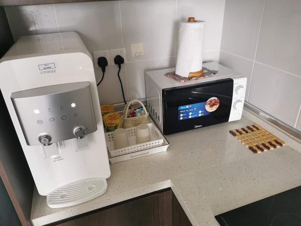 Free Netflix! Zas Suite At Troika Residence, Kb Kota Bharu Kültér fotó